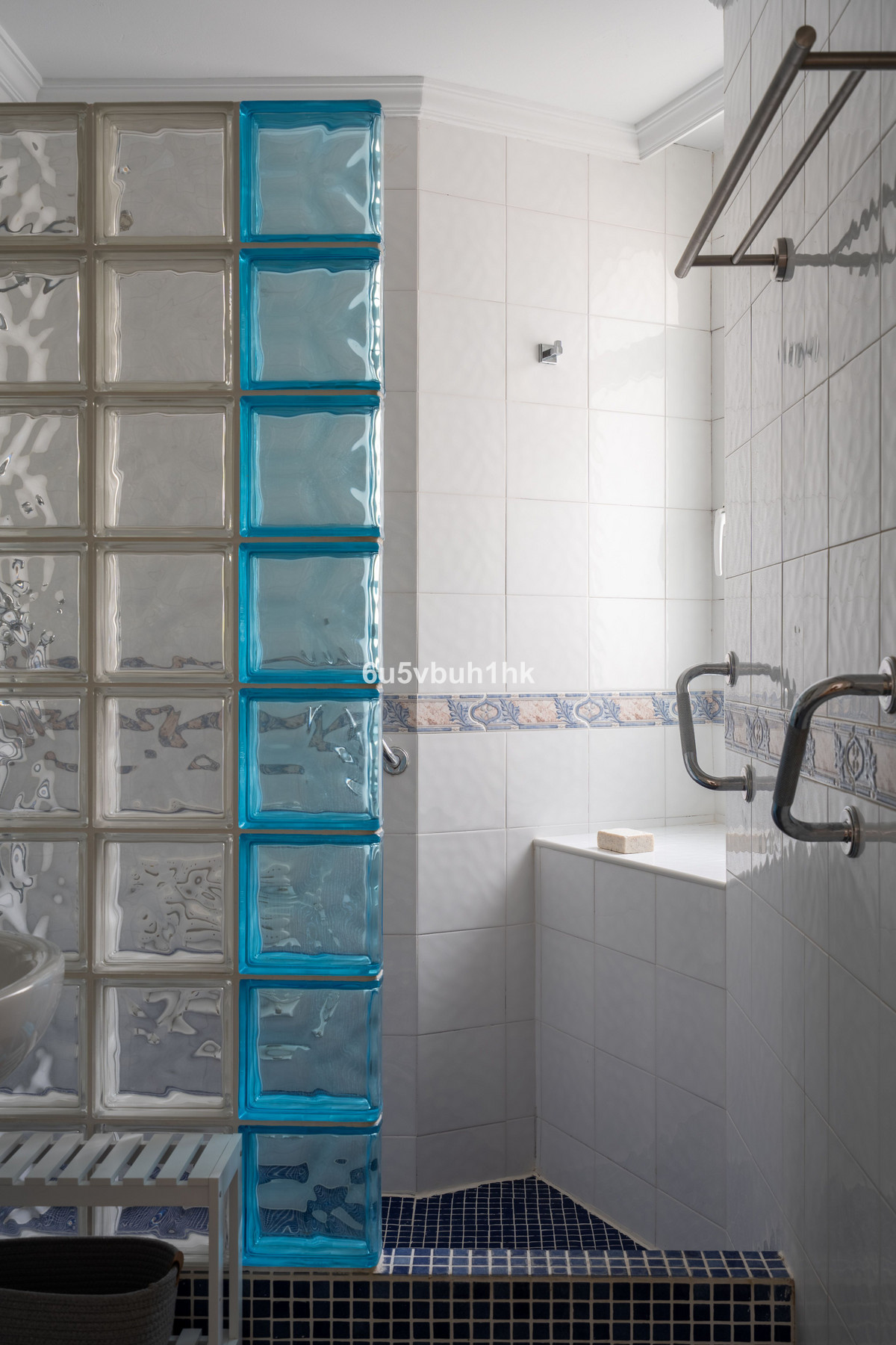 b25df0e4ace32664a9335802a68a9151 - 28