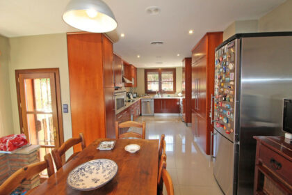 b2670149b1c44101c6a5d28055fd060c - 18