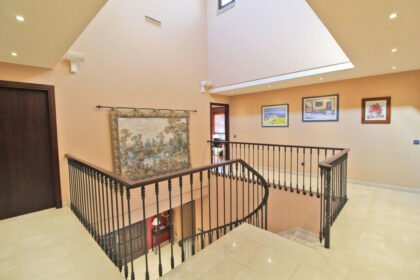 b2670149b1c44101c6a5d28055fd060c - 19