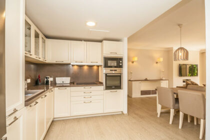 b286e01067bb760525acb14d6ba5a099 - 3