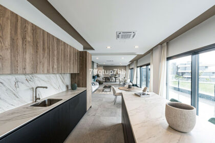 b2c2fd9ead20c9306a02a17d8db168de - 31