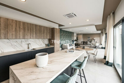 b2c2fd9ead20c9306a02a17d8db168de - 32