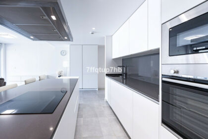 b2c2fd9ead20c9306a02a17d8db168de - 9