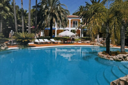 b30d0a24a7dcf7800b0757ed90611f34 - 1