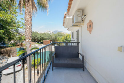 b30da31a5fa7dfb88007176b2dfbd6cc - 15