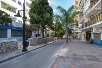 b30da31a5fa7dfb88007176b2dfbd6cc - 53