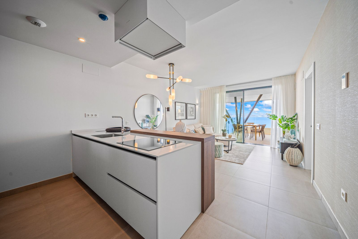 b443e2afd4472f5926cd717c3c695ee8 - 12