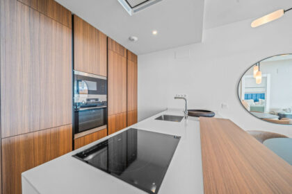 b443e2afd4472f5926cd717c3c695ee8 - 13