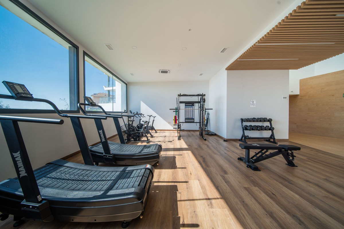 b443e2afd4472f5926cd717c3c695ee8 - 27