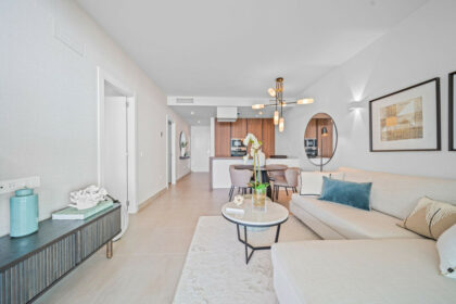 b443e2afd4472f5926cd717c3c695ee8 - 9