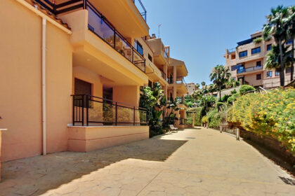 b4b6db3ba7942b063202322b63d4e699 - 34