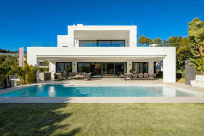 b56efa239ba2127eff5592632f679910 - 1