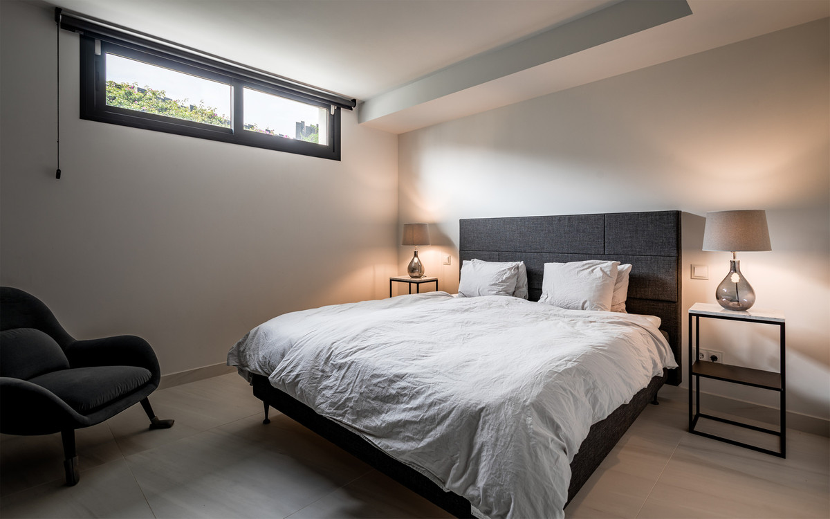 b56efa239ba2127eff5592632f679910 - 19