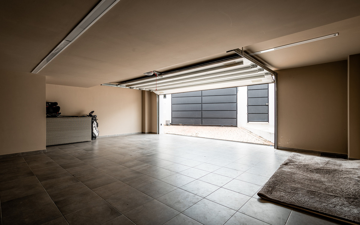 b56efa239ba2127eff5592632f679910 - 21