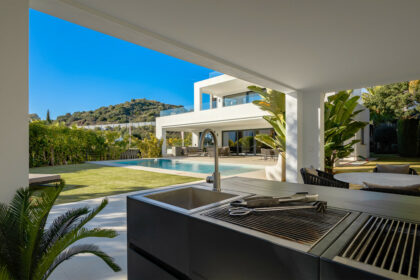 b56efa239ba2127eff5592632f679910 - 4