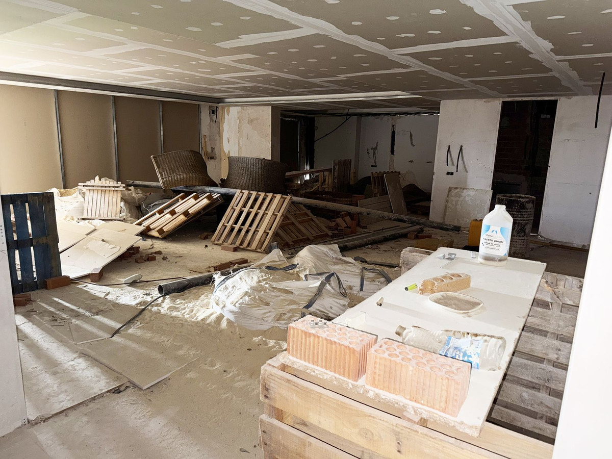 b584f9f8c9fc3d95a6209f94f7ea9f3b - 10