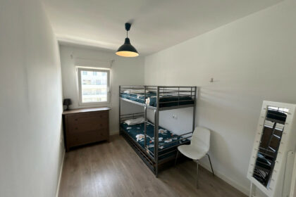 b5949e45d754276f8f3af92effa31b7a - 15