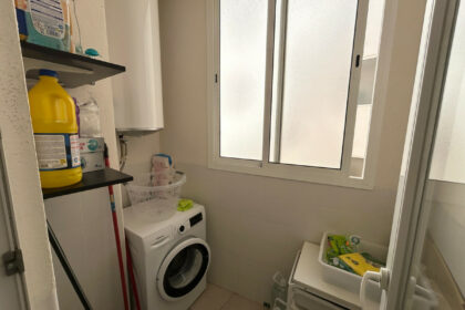 b5949e45d754276f8f3af92effa31b7a - 19