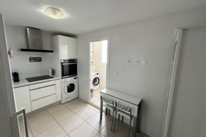 b5949e45d754276f8f3af92effa31b7a - 21