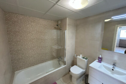 b5949e45d754276f8f3af92effa31b7a - 24