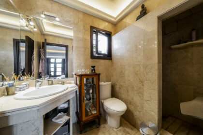 b59b8b190512f701b8245142f26d9076 - 10