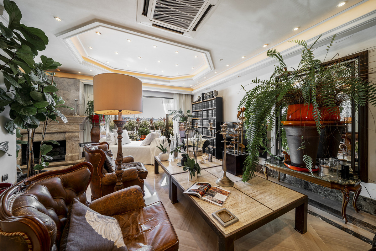 b59b8b190512f701b8245142f26d9076 - 18