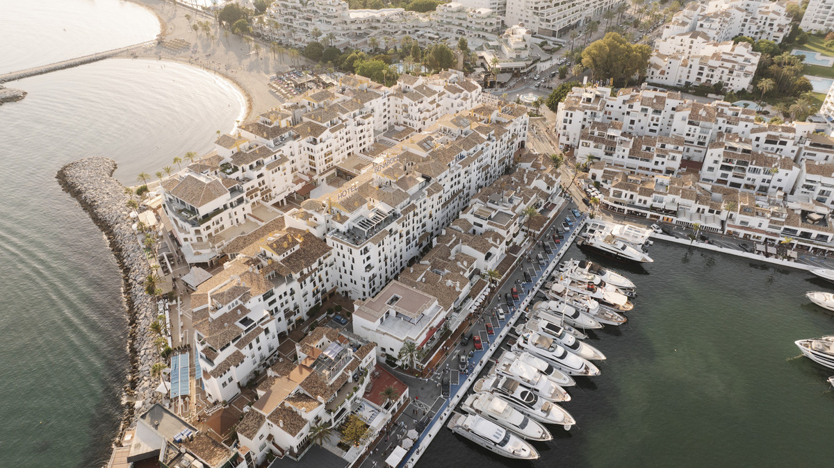 b59b8b190512f701b8245142f26d9076 - 9