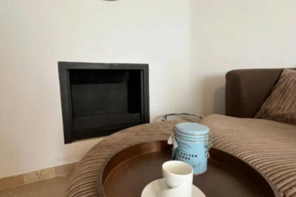 b65f9935919580a91848b471eefe41d1 - 12