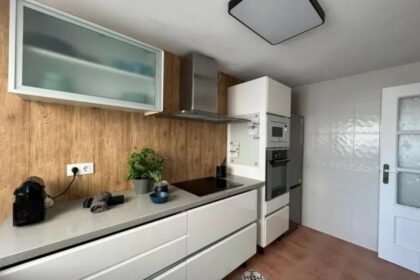 b65f9935919580a91848b471eefe41d1 - 2