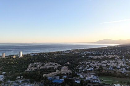 b74eba2c0e5051bdd8222a8d3361f679 - 42