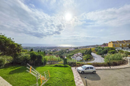 b8278a5c39760793b57c9651f242dcfd - 17