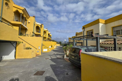 b8278a5c39760793b57c9651f242dcfd - 20