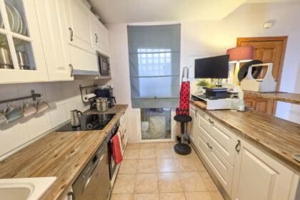 b8278a5c39760793b57c9651f242dcfd - 28