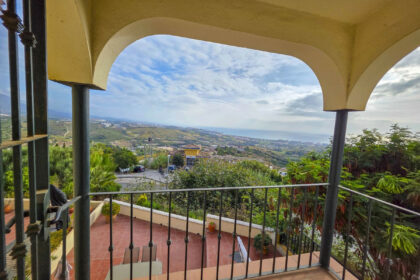 b8278a5c39760793b57c9651f242dcfd - 41