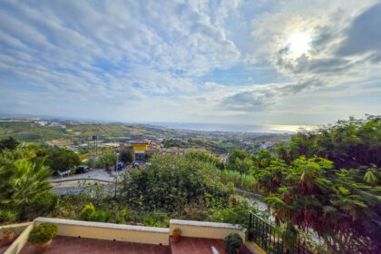 b8278a5c39760793b57c9651f242dcfd - 43