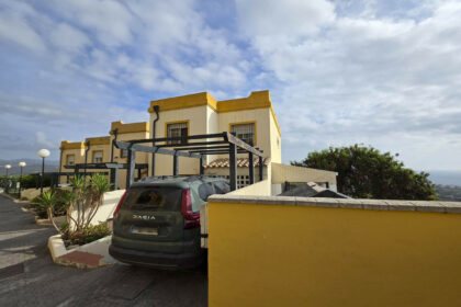 b8278a5c39760793b57c9651f242dcfd - 48