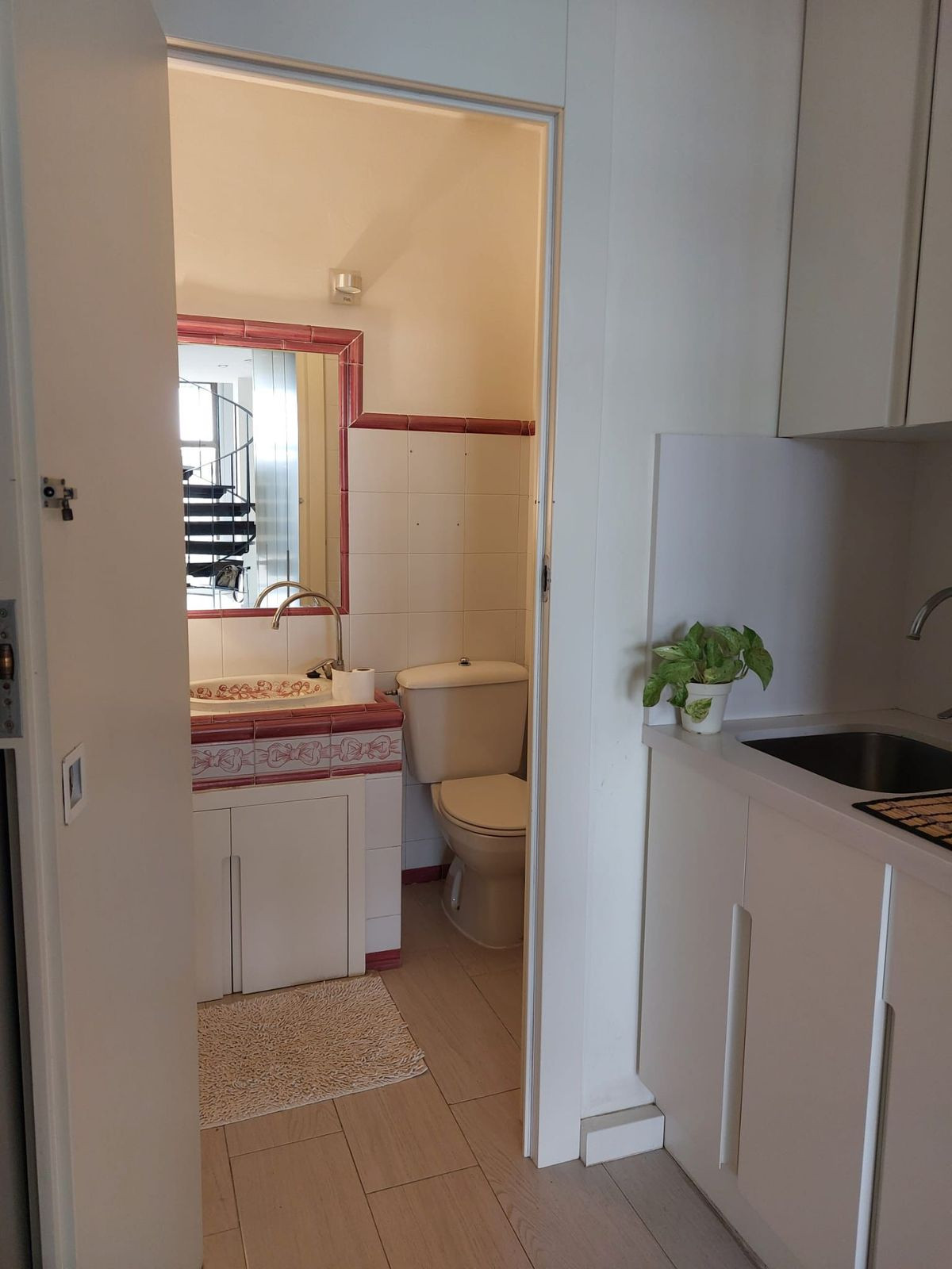 b86345c981626fe01554a7cea5e3faed - 3