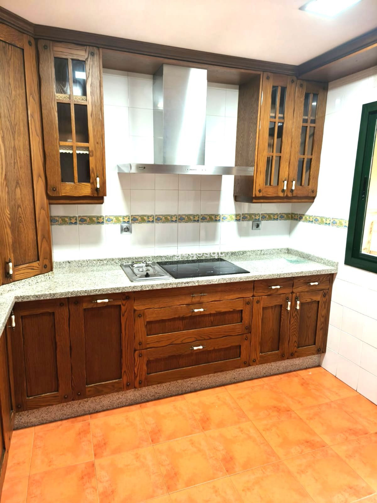 b86647e95d874ca6dd5a1b67eb4b343c - 23