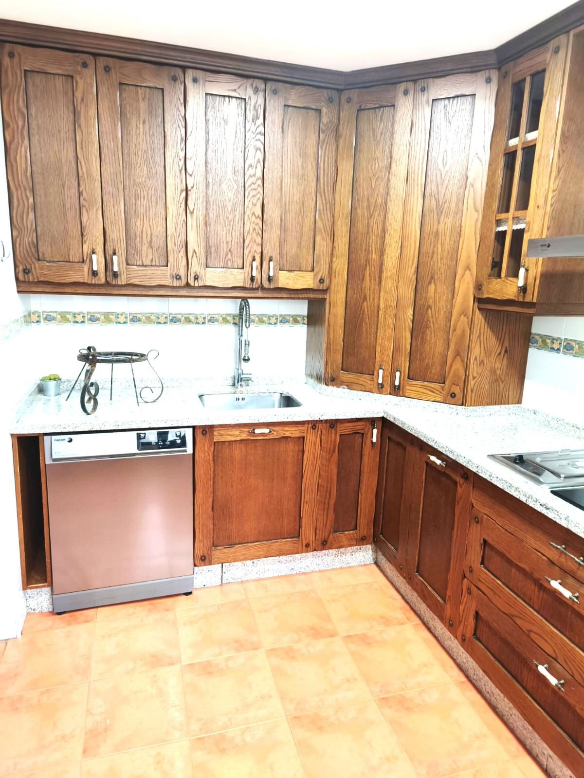 b86647e95d874ca6dd5a1b67eb4b343c - 25