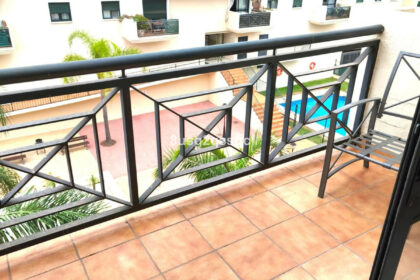 b86647e95d874ca6dd5a1b67eb4b343c - 34