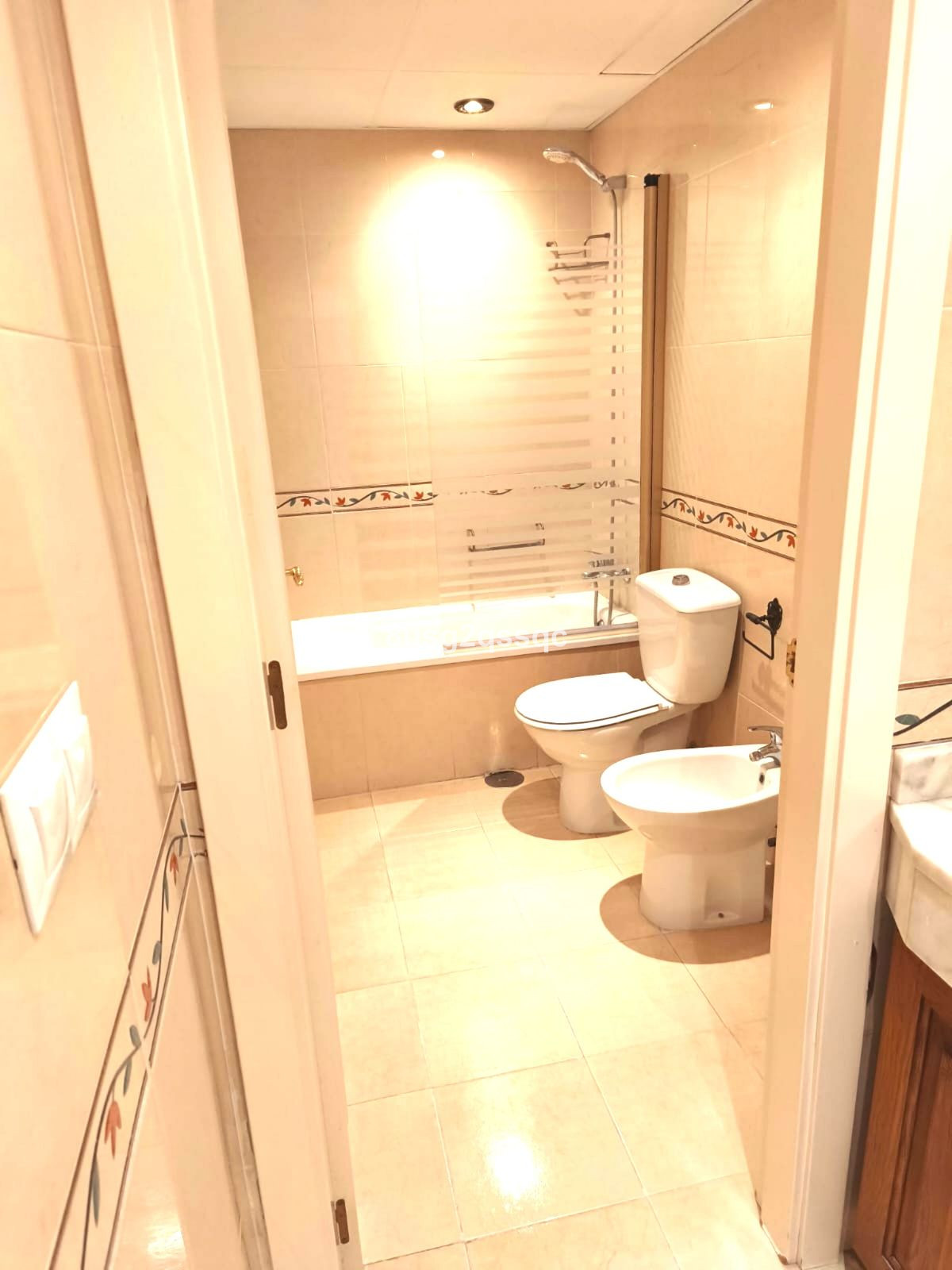 b86647e95d874ca6dd5a1b67eb4b343c - 4