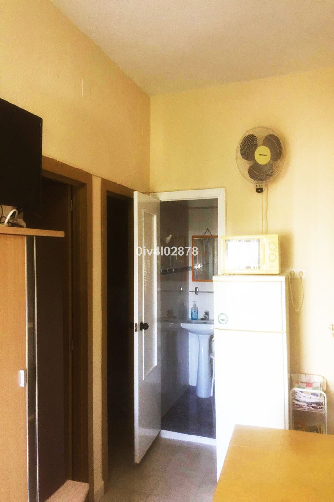 b8b866d4f51e91a694653a4774e7411f - 20