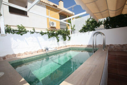 b8c6081260c0b4a4f9f2fb67078aeb7f - 17