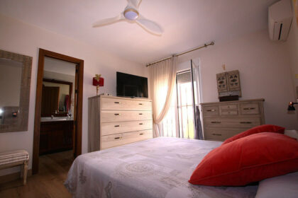 b8c6081260c0b4a4f9f2fb67078aeb7f - 25