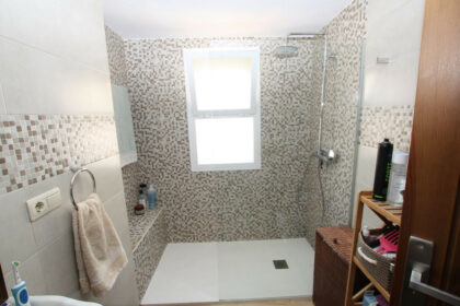 b8c6081260c0b4a4f9f2fb67078aeb7f - 28