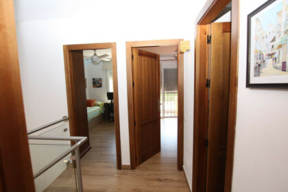 b8c6081260c0b4a4f9f2fb67078aeb7f - 32