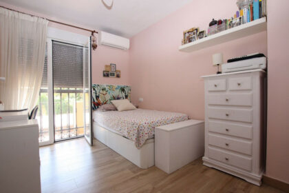 b8c6081260c0b4a4f9f2fb67078aeb7f - 35