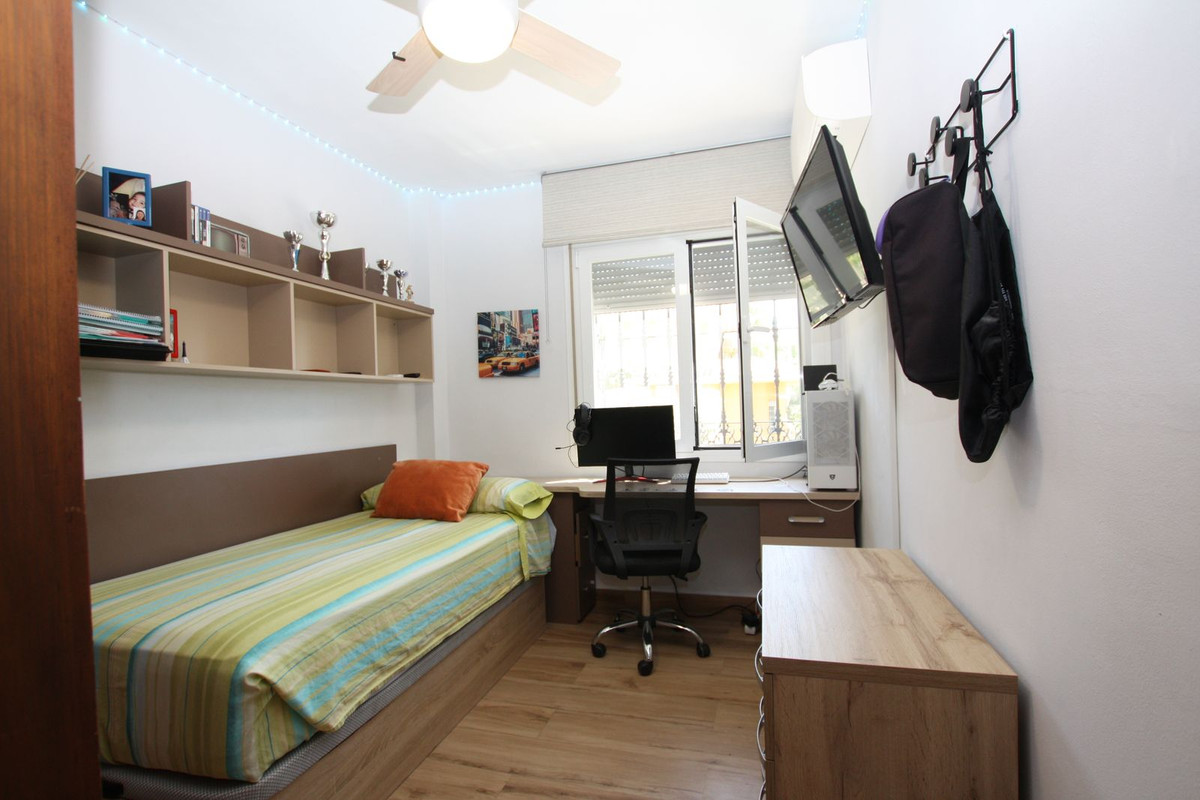 b8c6081260c0b4a4f9f2fb67078aeb7f - 39