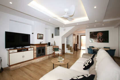 b8c6081260c0b4a4f9f2fb67078aeb7f - 7