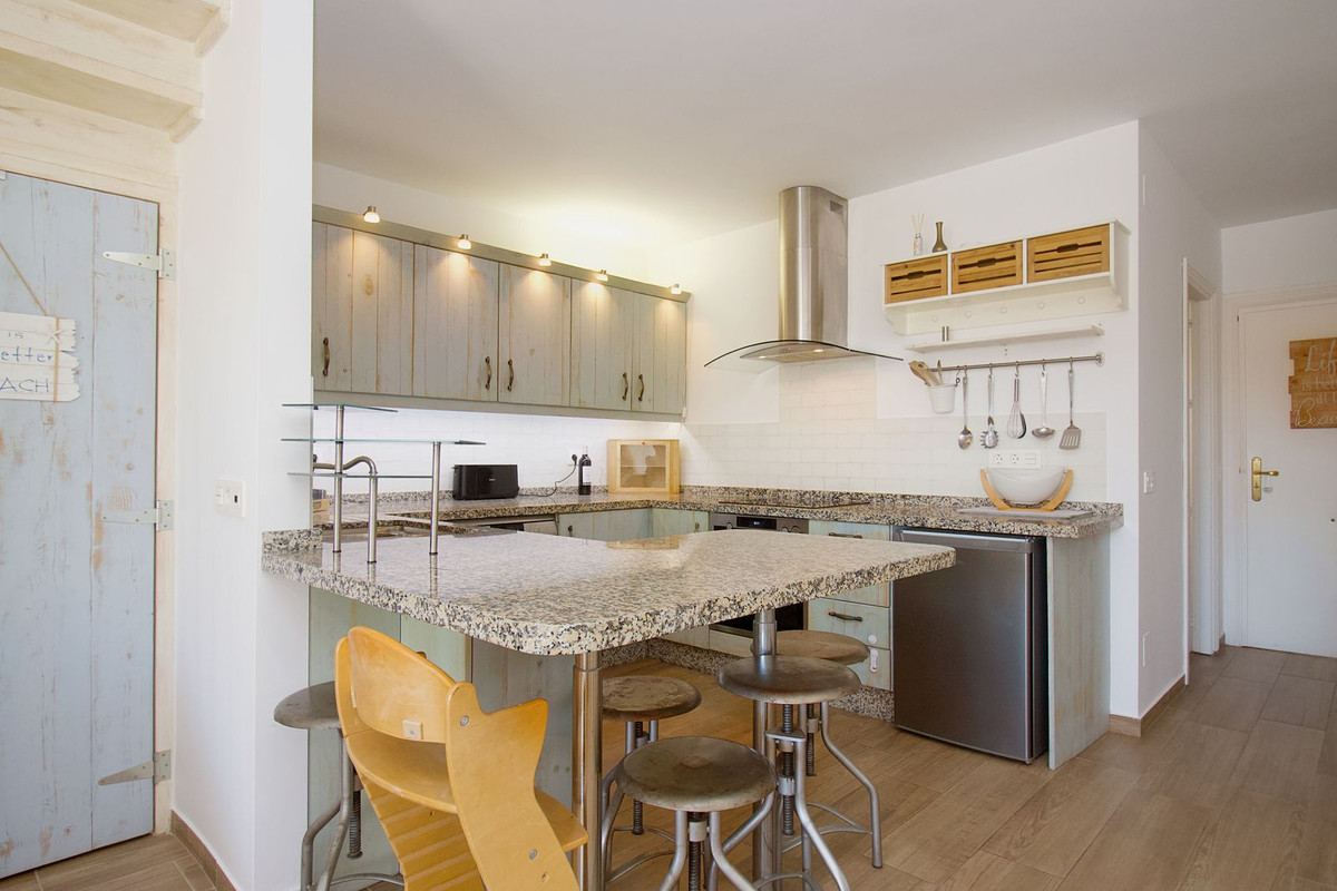 ba1b6dc863ca7c075bf4755ea90e374a - 6